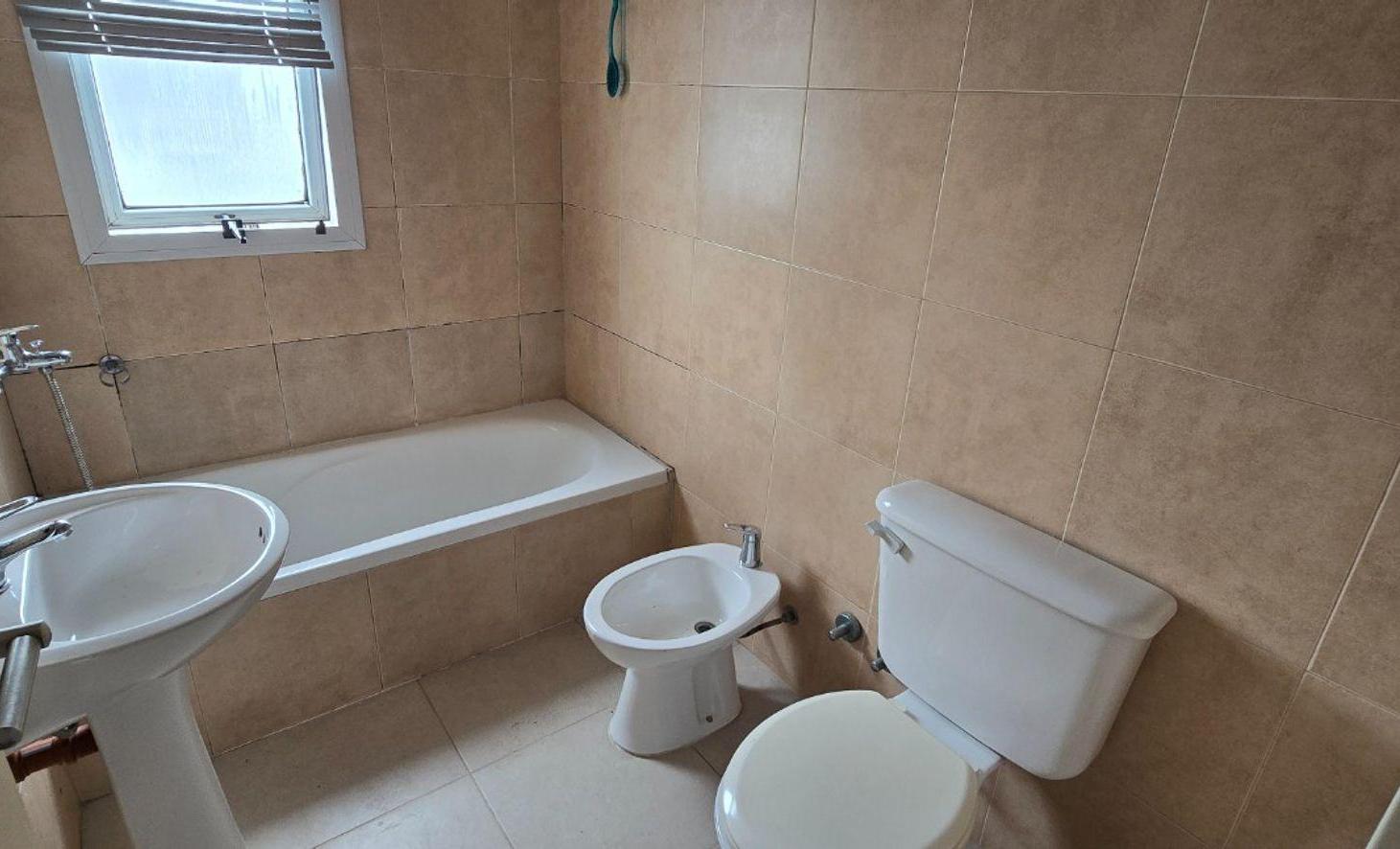 Foto de Departamento en venta 4 Amb Cochera Balcón Tigre, imagen 3