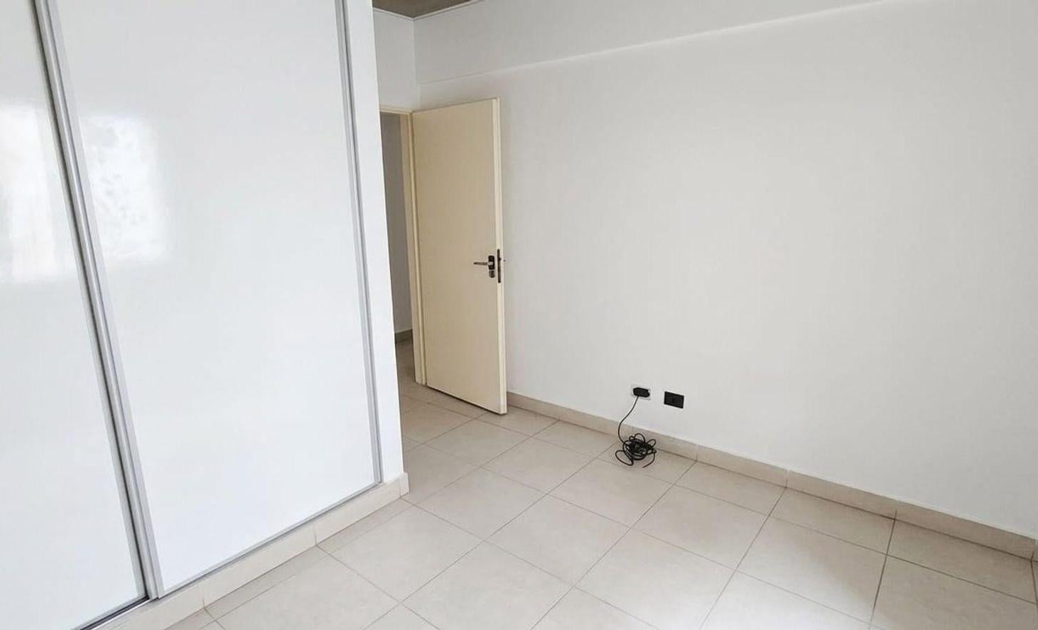 Foto de Departamento en venta 4 Amb Cochera Balcón Tigre, imagen 5