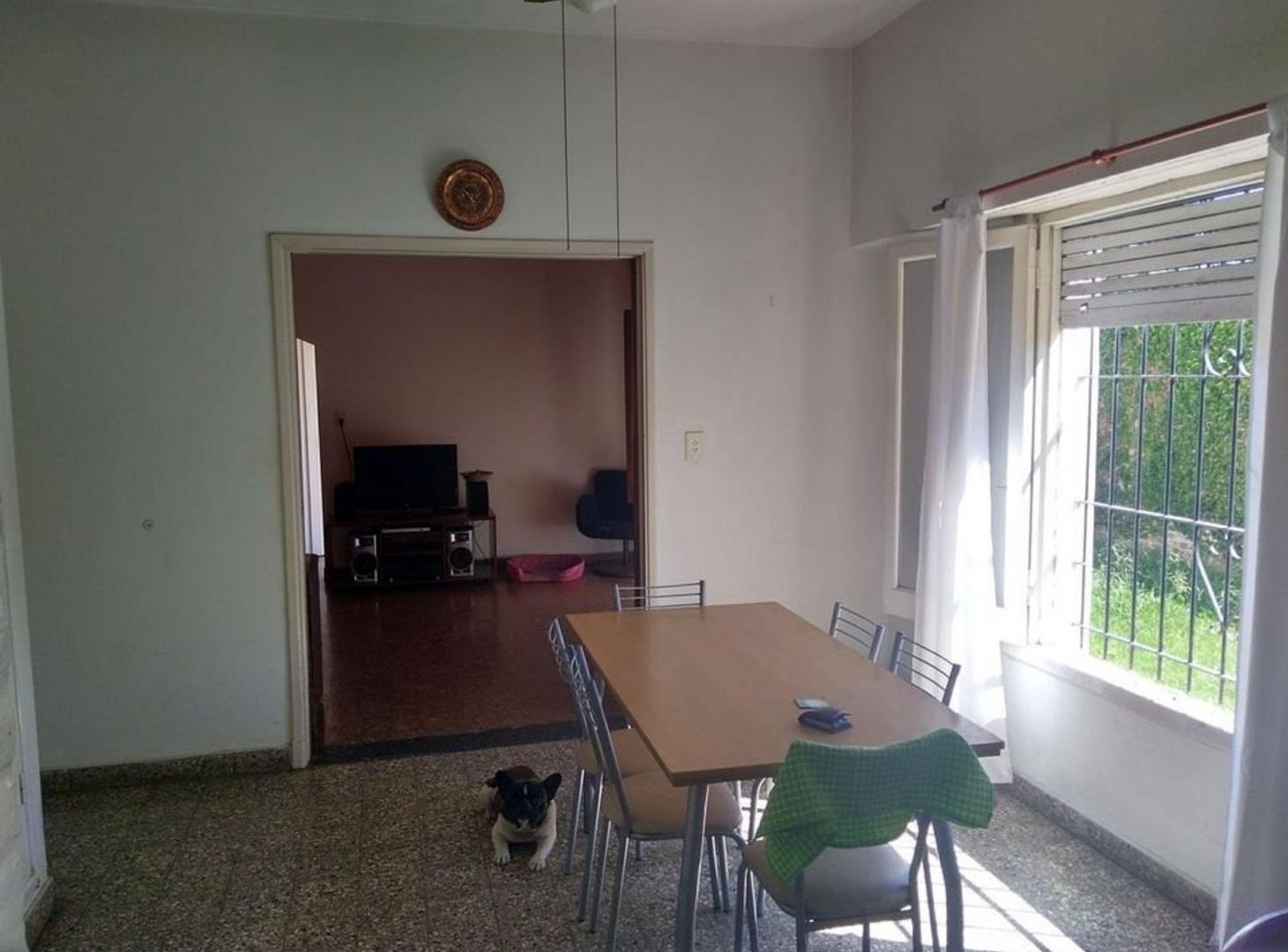 Foto de VENTA CASA 5 AMBIENTES EN MORENO CON PILETA, imagen 2