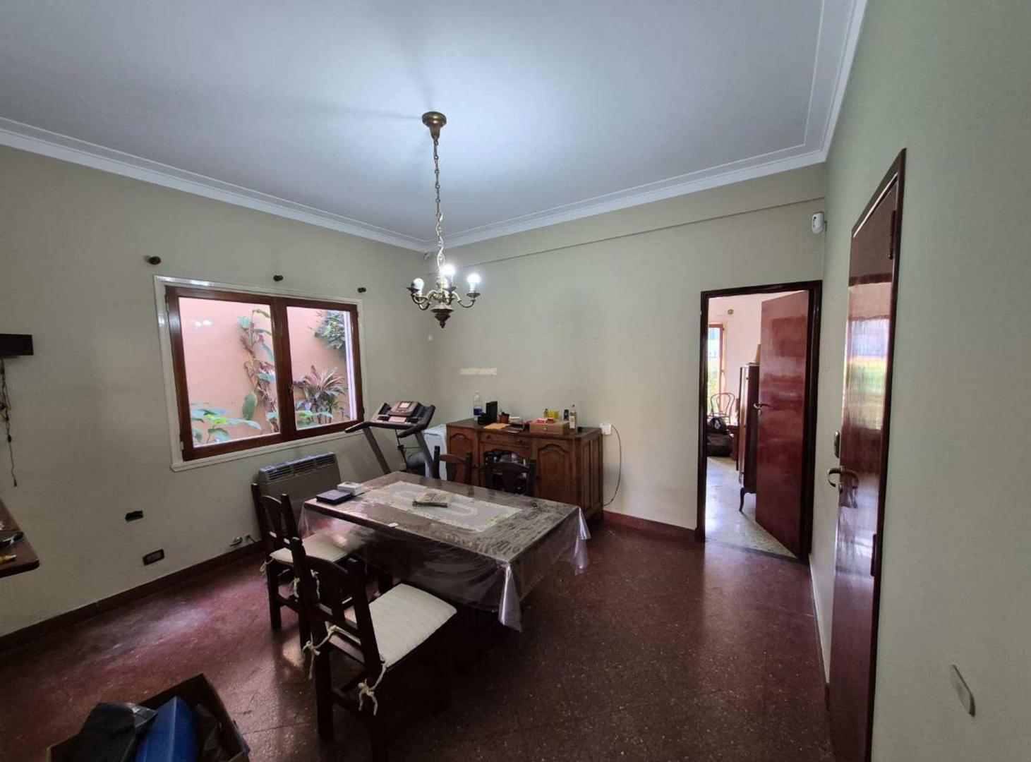 Foto de VENTA CASA DE 5 AMBIENTES EN RAMOS MEJIA, imagen 4