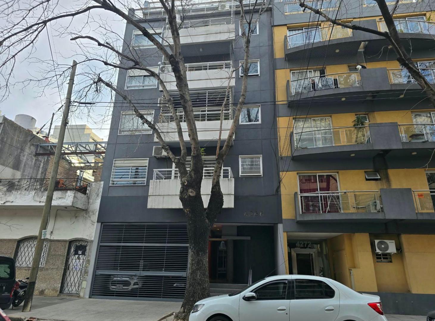 Foto de VENTA DEPARTAMENTO SAAVEDRA, imagen 3