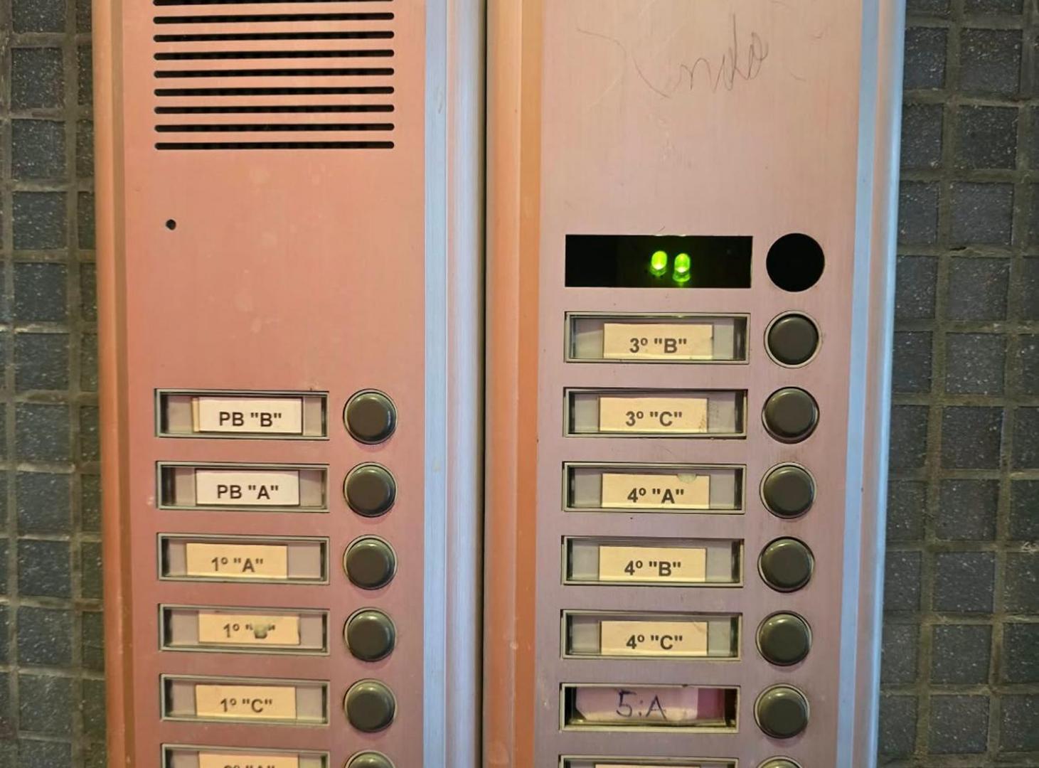 Foto de VENTA DEPARTAMENTO SAAVEDRA, imagen 2