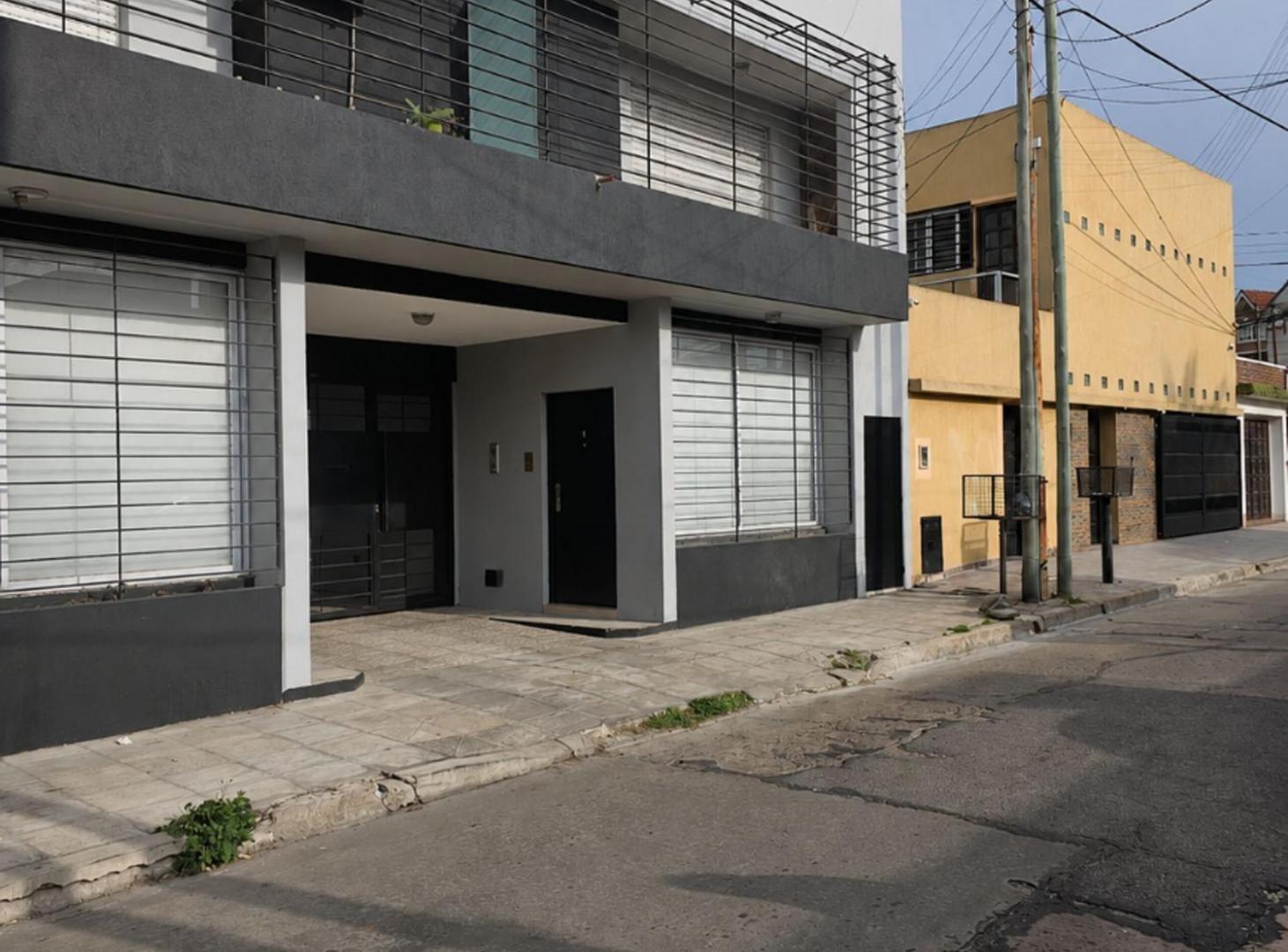 VENTA DEPARTAMENTO 4 AMBIENTES EN RAMOS MEJÍA
