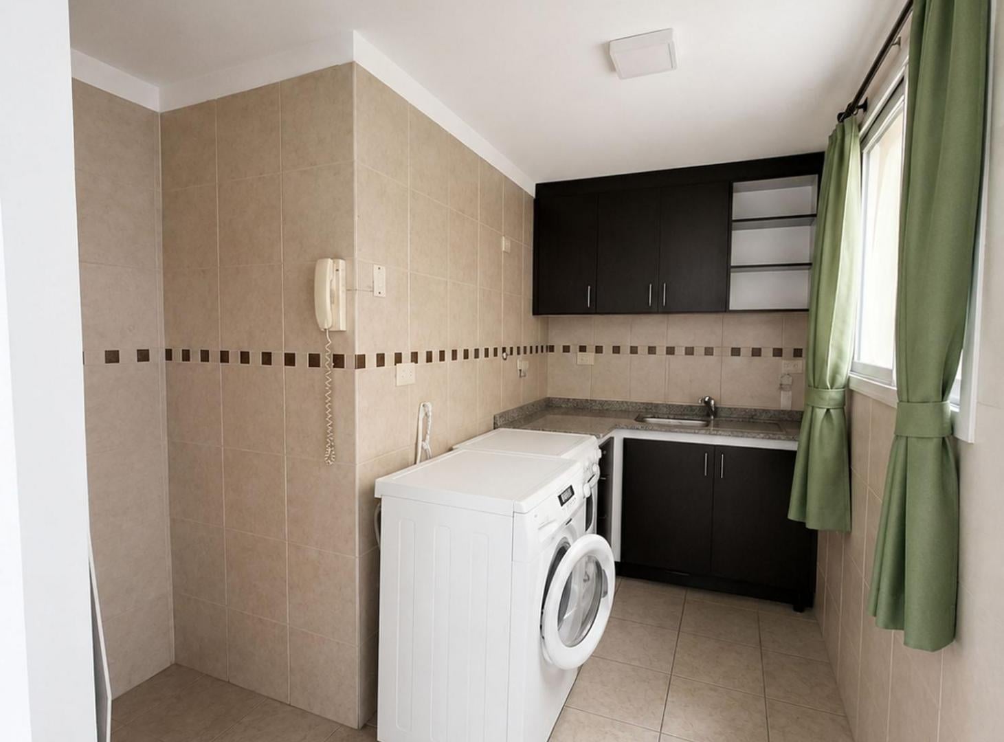 Foto de VENTA DEPTO 2 AMB EN SAENZ PEÑA BALCON TERRAZA, imagen 3