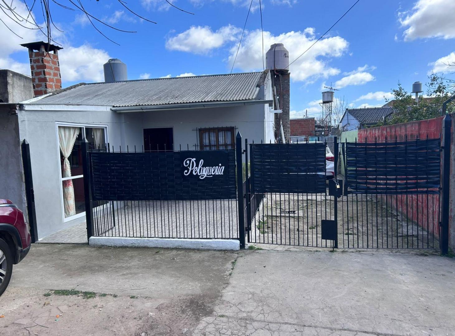 Foto de Casa + Local Comercial + 2 Deptos en Garín, imagen 2