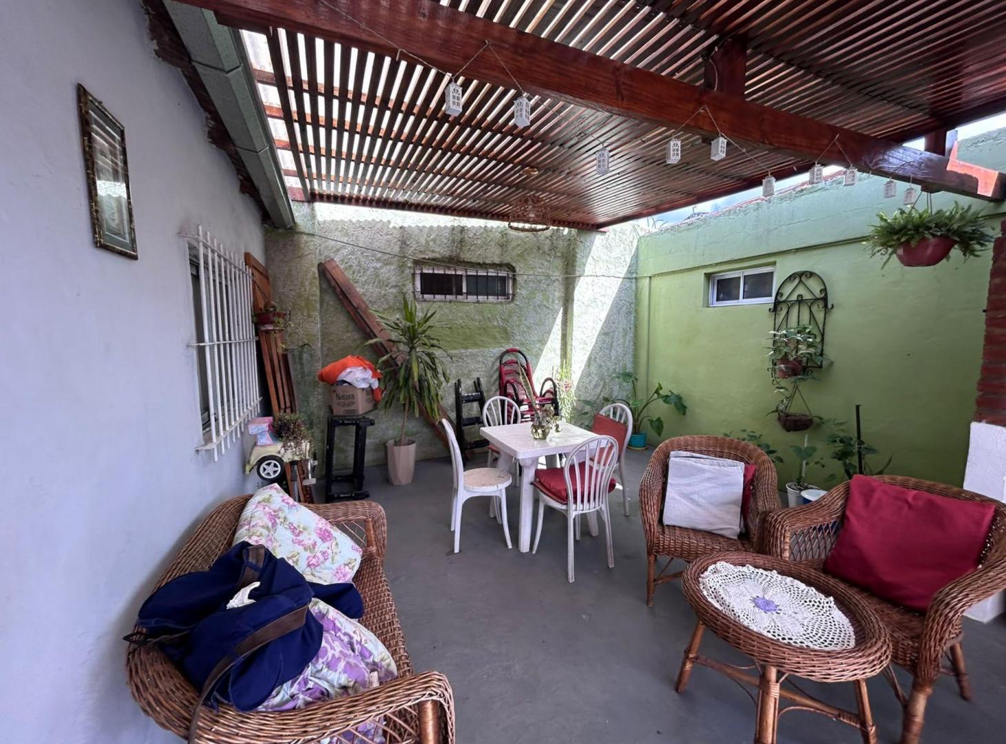 Foto de Casa + Local Comercial + 2 Deptos en Garín, imagen 5