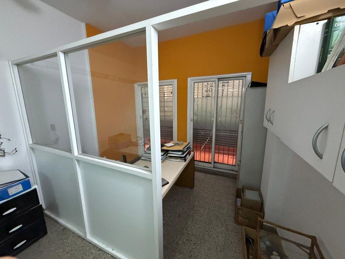 Foto de VENTA DE OFICINA EN AV CORRIENTES Y MEDRANO, imagen 5