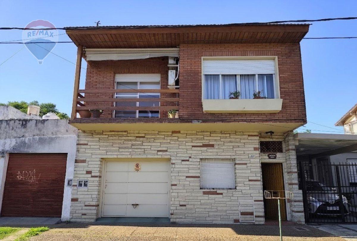Foto de Venta casa 6 ambientes en J. L. Suarez garage, imagen 4