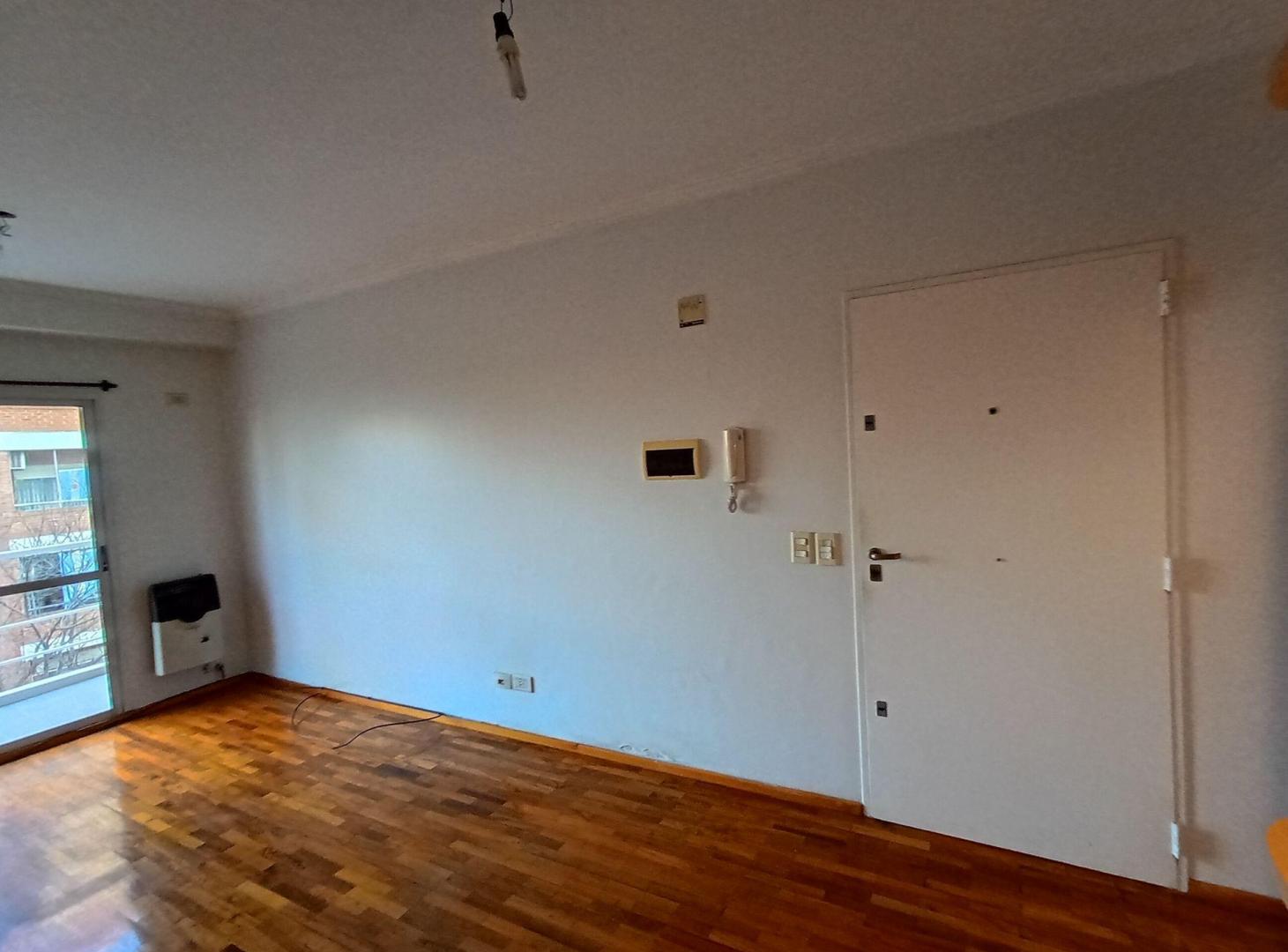 Foto de ALQUILER DEPARTAMENTO 2 AMB. VILLA DEL PARQUE, imagen 3