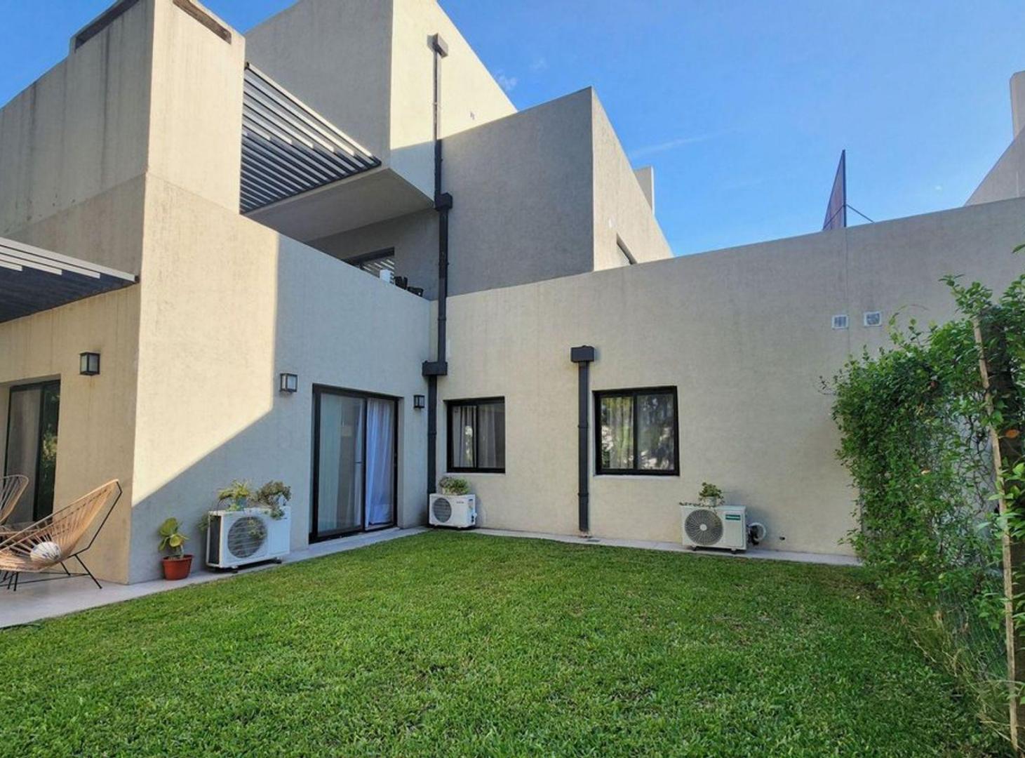 Foto de VENTA DEPTO 3 AMB C/JARDÍN -ALTOS DEL ENCUENTRO, imagen 1