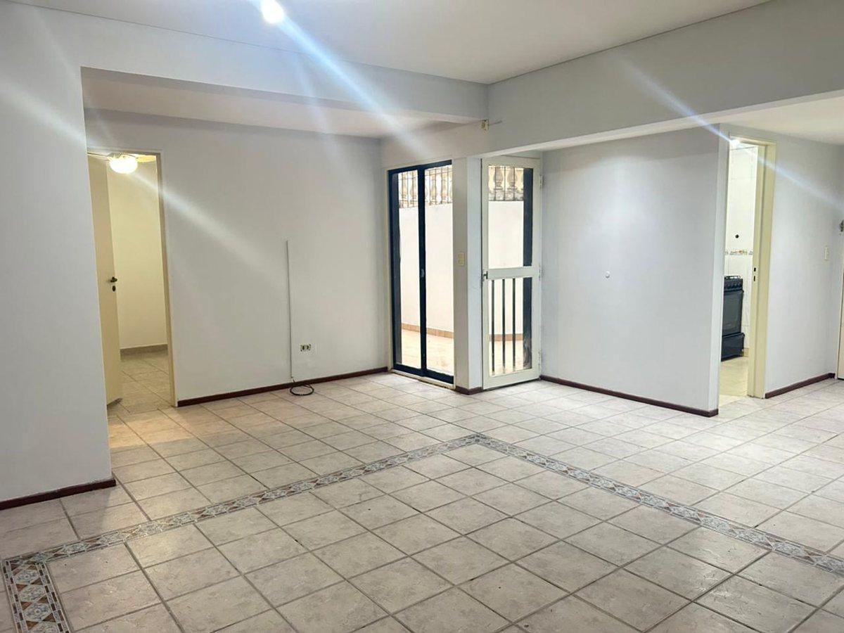 Foto de Venta 2 ambientes con patio Recoleta Barrio Norte, imagen 2