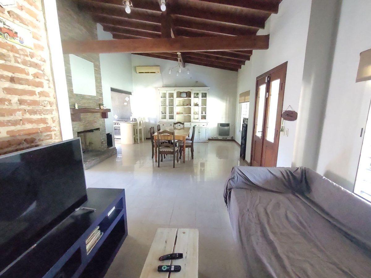 Foto de Casa 4 amb con pileta y quincho en Derqui Pilar, imagen 4