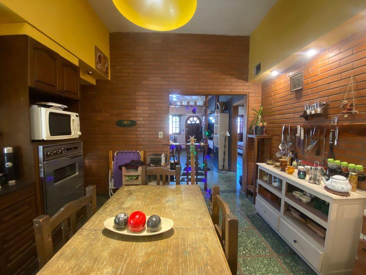 Foto de Casa en venta 5amb en Villa Ballester, imagen 2