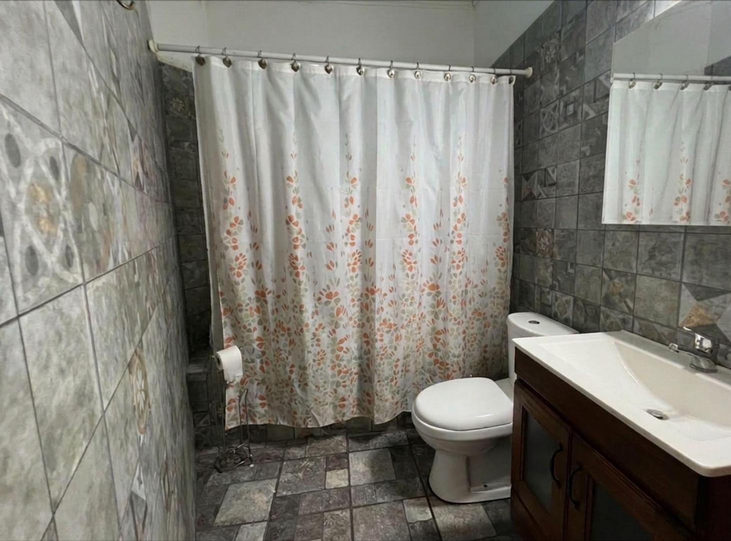 Foto de VENTA PH 3 AMBIENTES EN LA LUCILA EN PLANTA BAJA, imagen 2