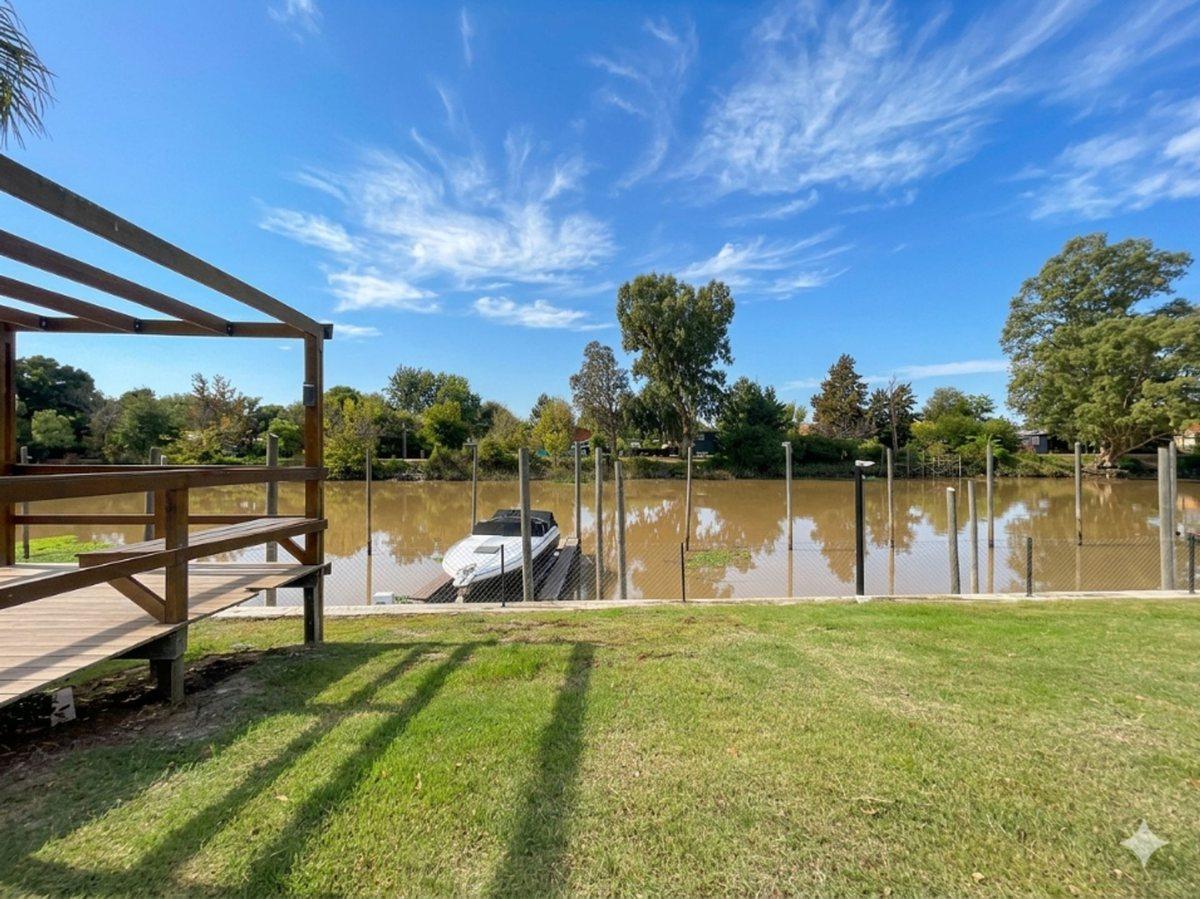 Foto de CASA EN VENTA VILAMARINA 1 - AL RIO Y CON AMARRA, imagen 4