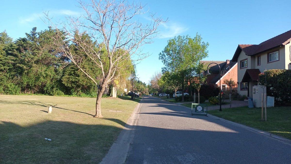 Foto de Lote en venta B° Maschwitz Privado de 1019m2, imagen 4