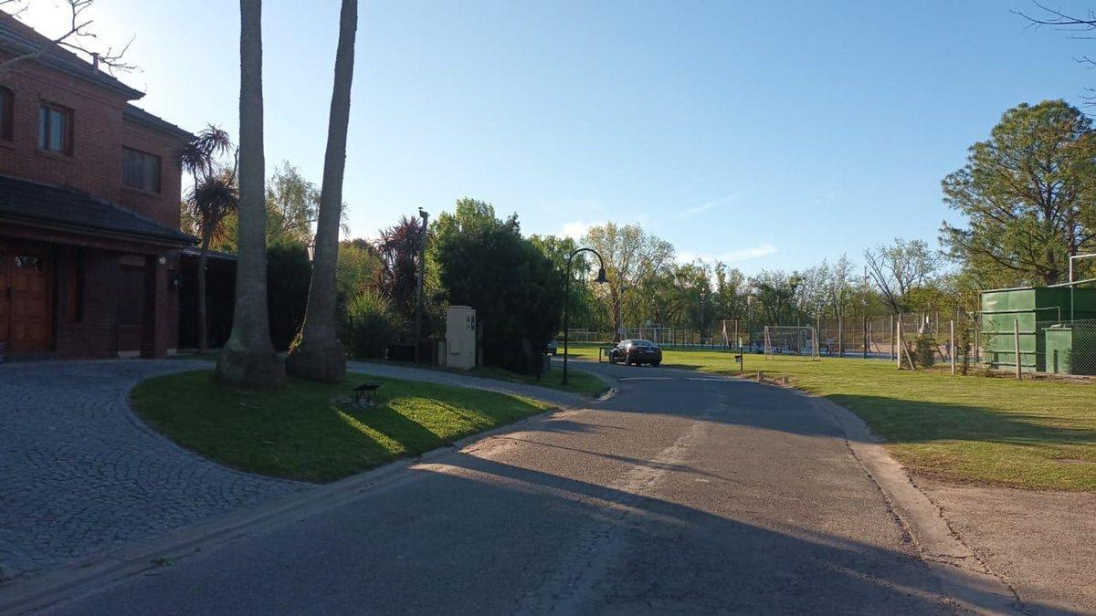 Foto de Lote en venta B° Maschwitz Privado de 1019m2, imagen 2
