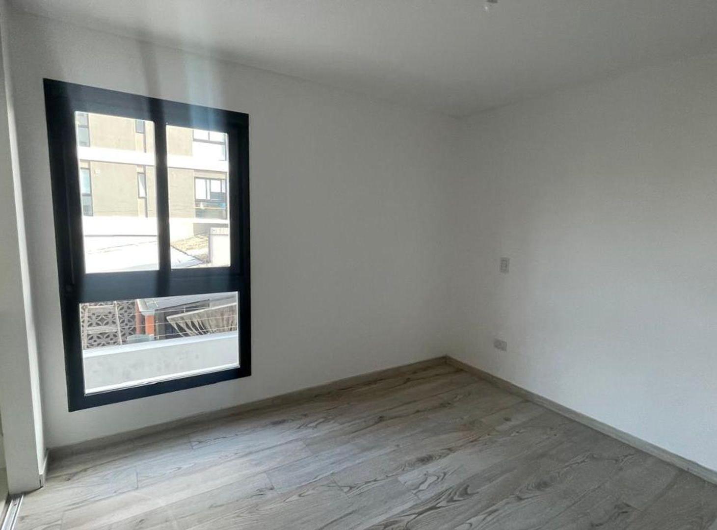 Foto de VENTA DPTO DOS AMBIENTES EN ITUZAINGO, imagen 2