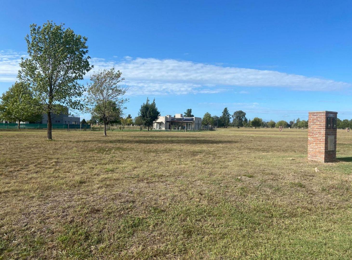 Foto de VENTA MIRABOSQUES l Lote 1.052m2 Anticipo + cuotas, imagen 4