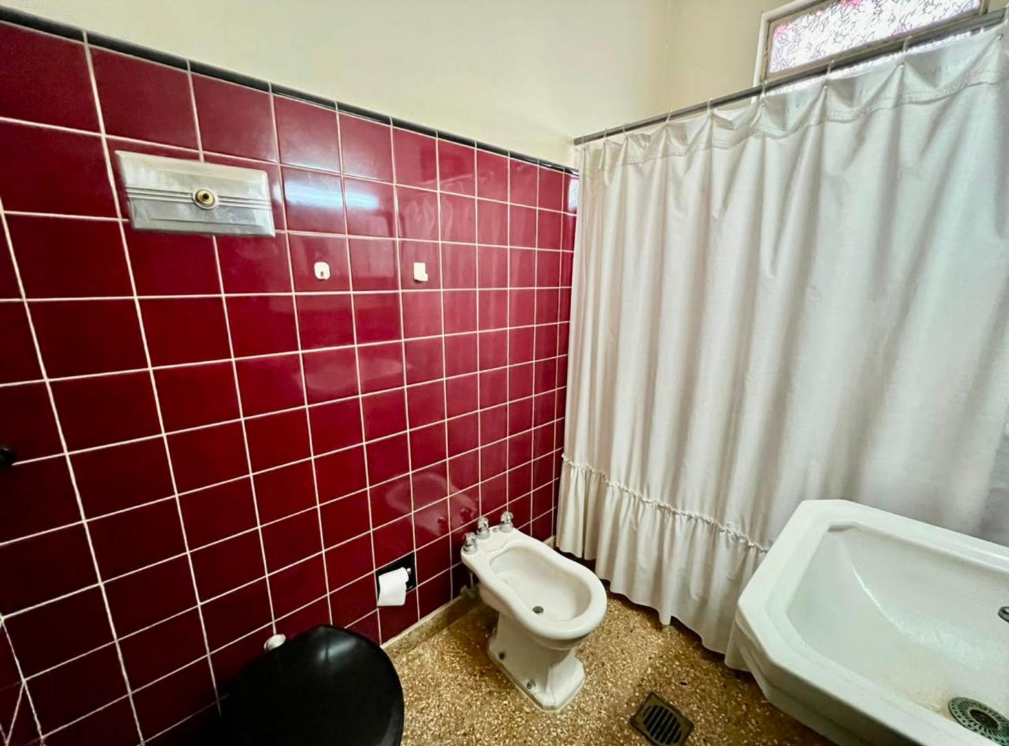 Foto de VENTA CASA 4 AMBIENTES EN VILLA ADELINA CON JARDIN, imagen 3