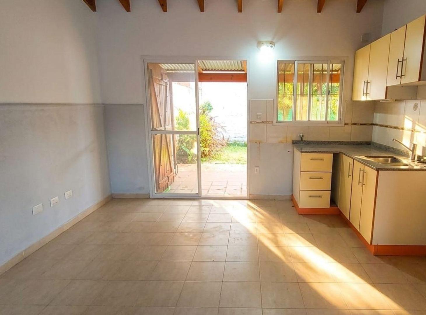 Foto de VENTA CASA EN BARRIO ALTOS DE PACHECO 4 AMB, imagen 2