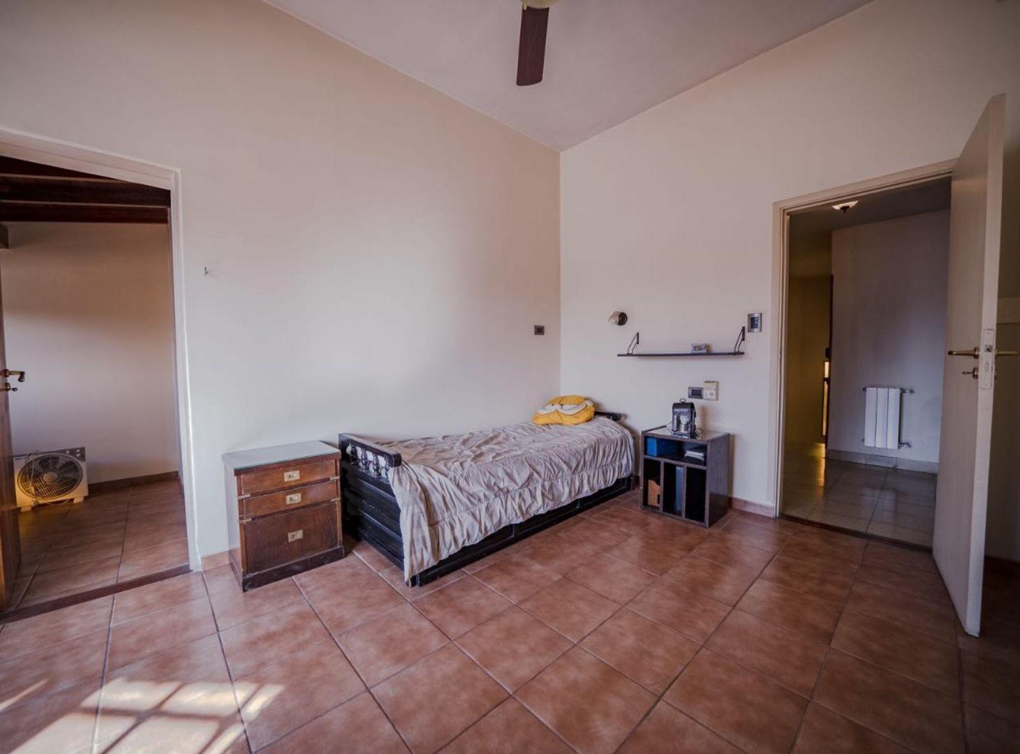 Foto de Venta casa 5 ambientes en Martínez, acepta permuta, imagen 4