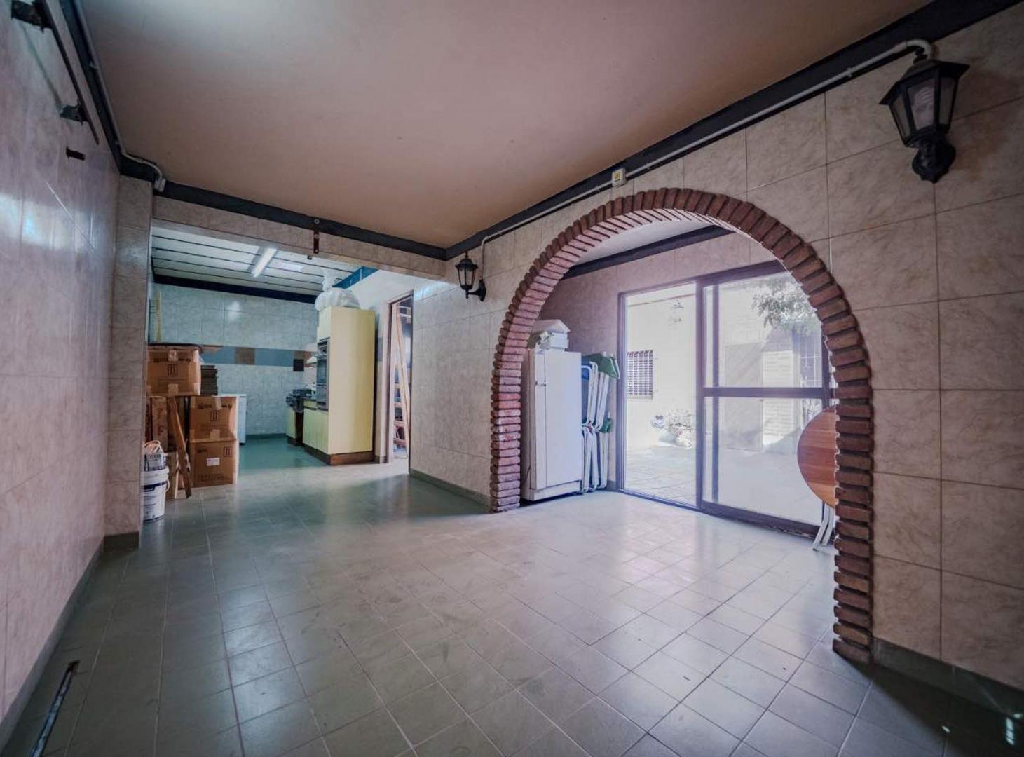 Foto de Venta casa 5 ambientes en Martínez, acepta permuta, imagen 5