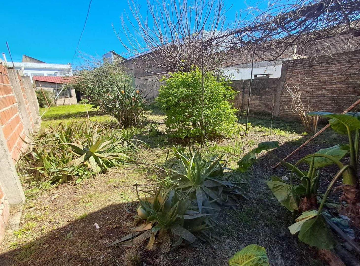 Foto de Venta casa terreno en Villa Lugano - Jardin, imagen 2