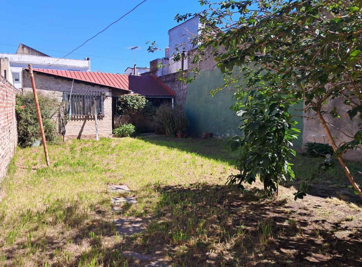 Foto de Venta casa terreno en Villa Lugano - Jardin, imagen 3