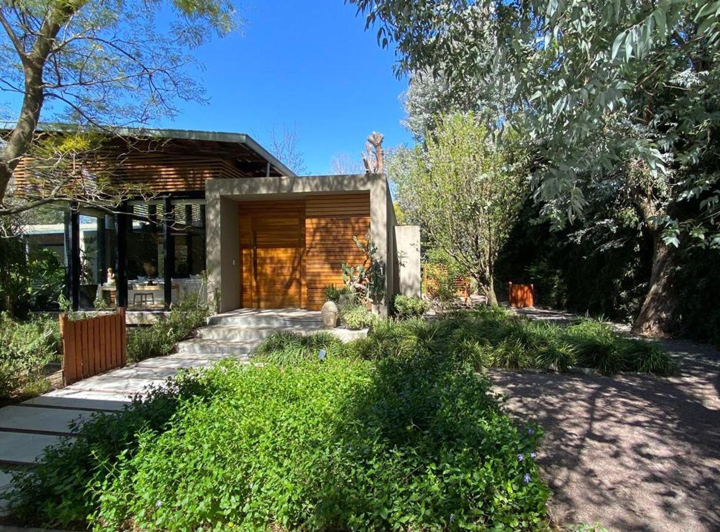 Foto de Casa en venta Highland Park | 3 suites, 1 planta, imagen 4