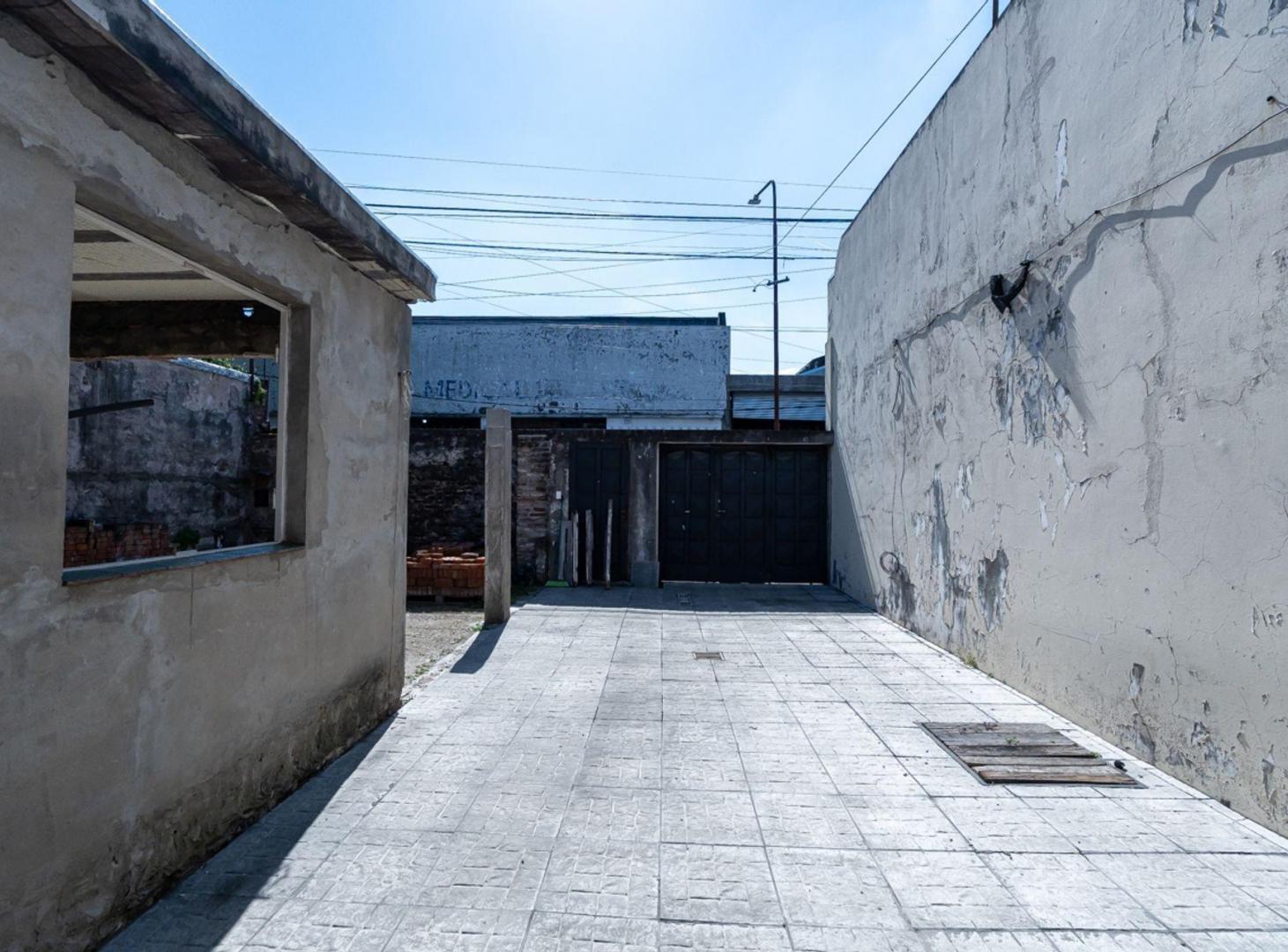 Foto de CASA EN VENTA CON LOTE DE 8,66 X 50 EN RAMOS MEJIA, imagen 4