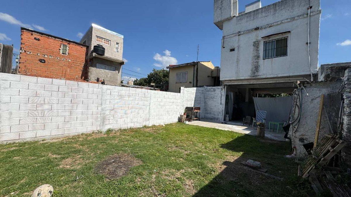 Foto de VENTA PH 2 PISOS 3 AMBIENTES Centro de José C. Paz, imagen 5