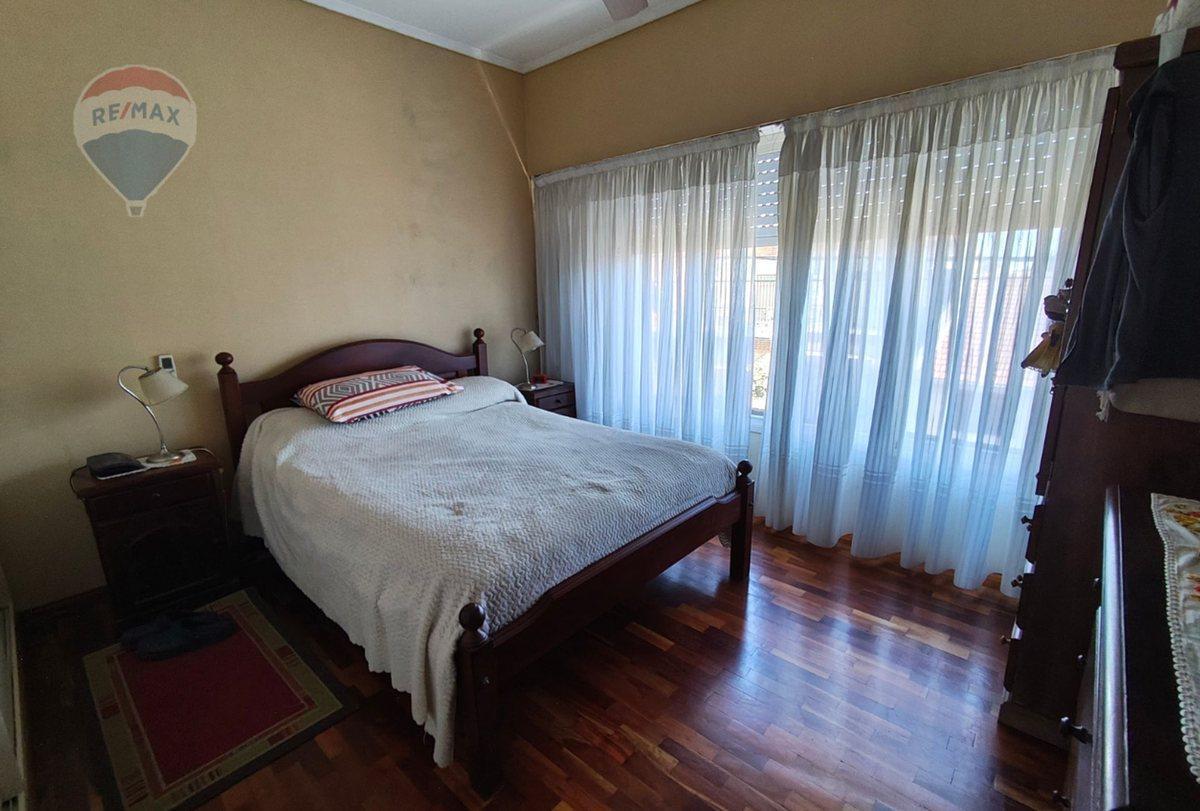 Foto de Venta casa 6 ambientes en J. L. Suarez garage, imagen 4