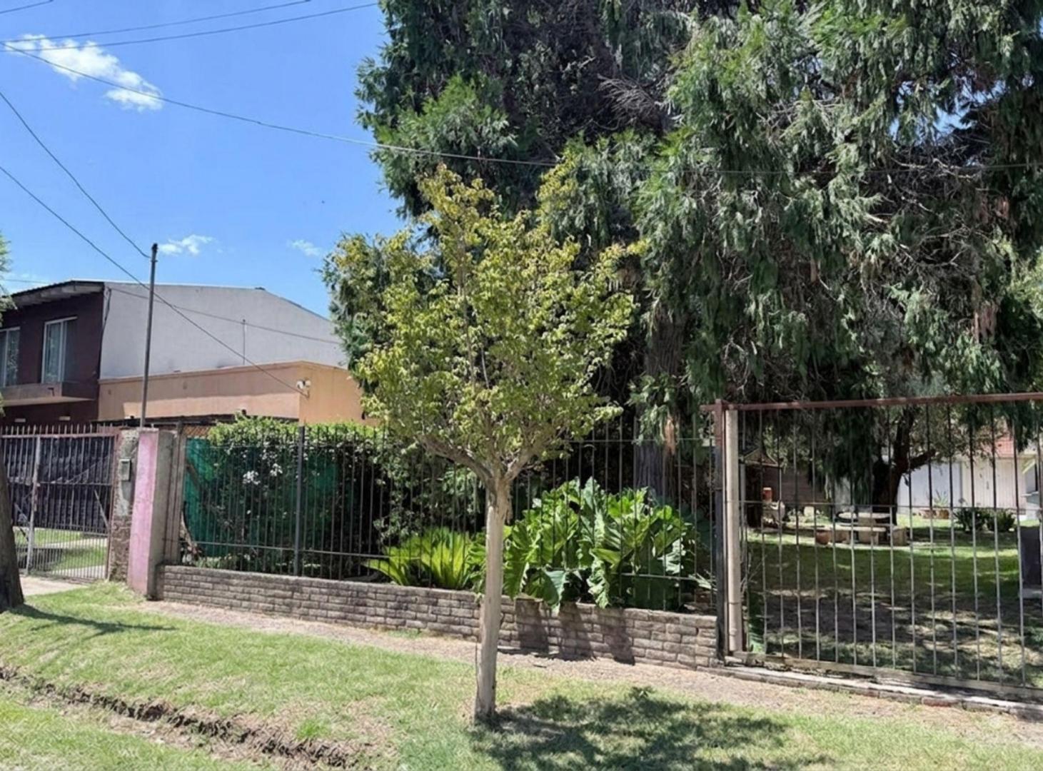 Foto de DE VICENZO - VENTA CASA SOBRE TERRENO DE 368 M2, imagen 1