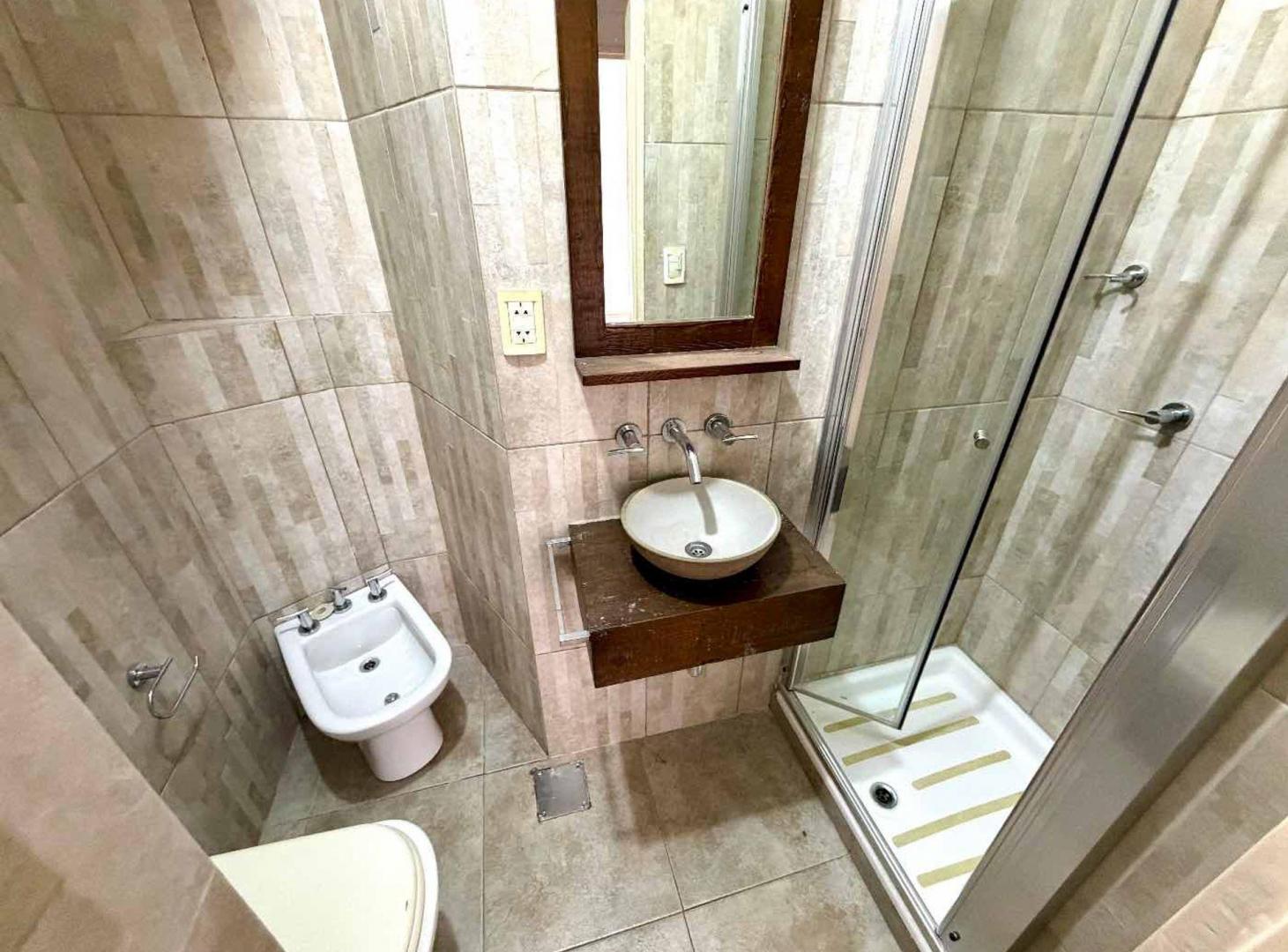 Foto de Departamento Alquiler Barrio Norte Balcon Cochera, imagen 5
