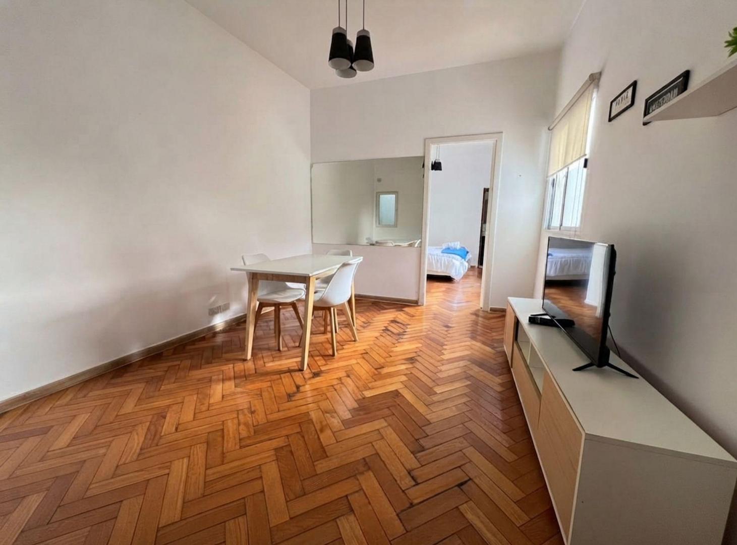 Foto de VENTA DPTO 2 AMB EN RECOLETA LUMINOSO, imagen 3