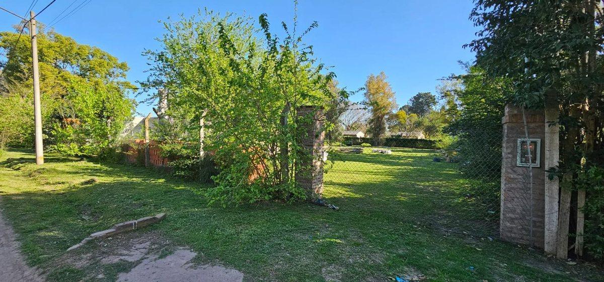 Foto de VENTA DE LOTE DE 1770 METROS CON MEJORAS EN PILAR, imagen 5