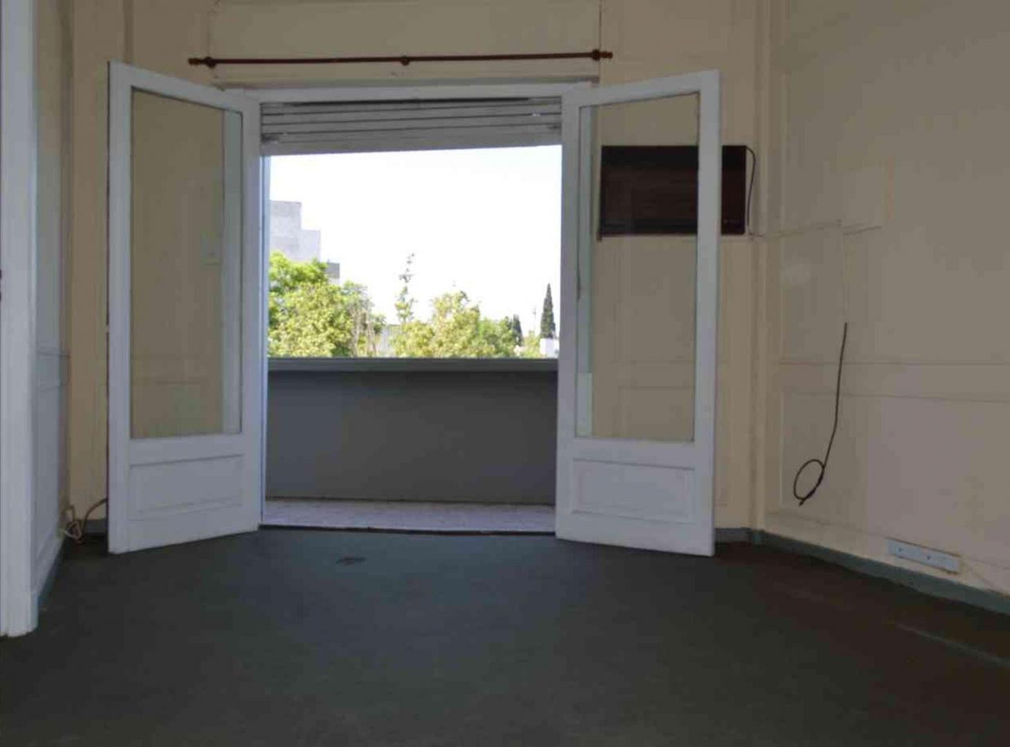 Foto de DEPARTAMENTO 3 AMBIENTES EN VENTA SAAVEDRA, imagen 3