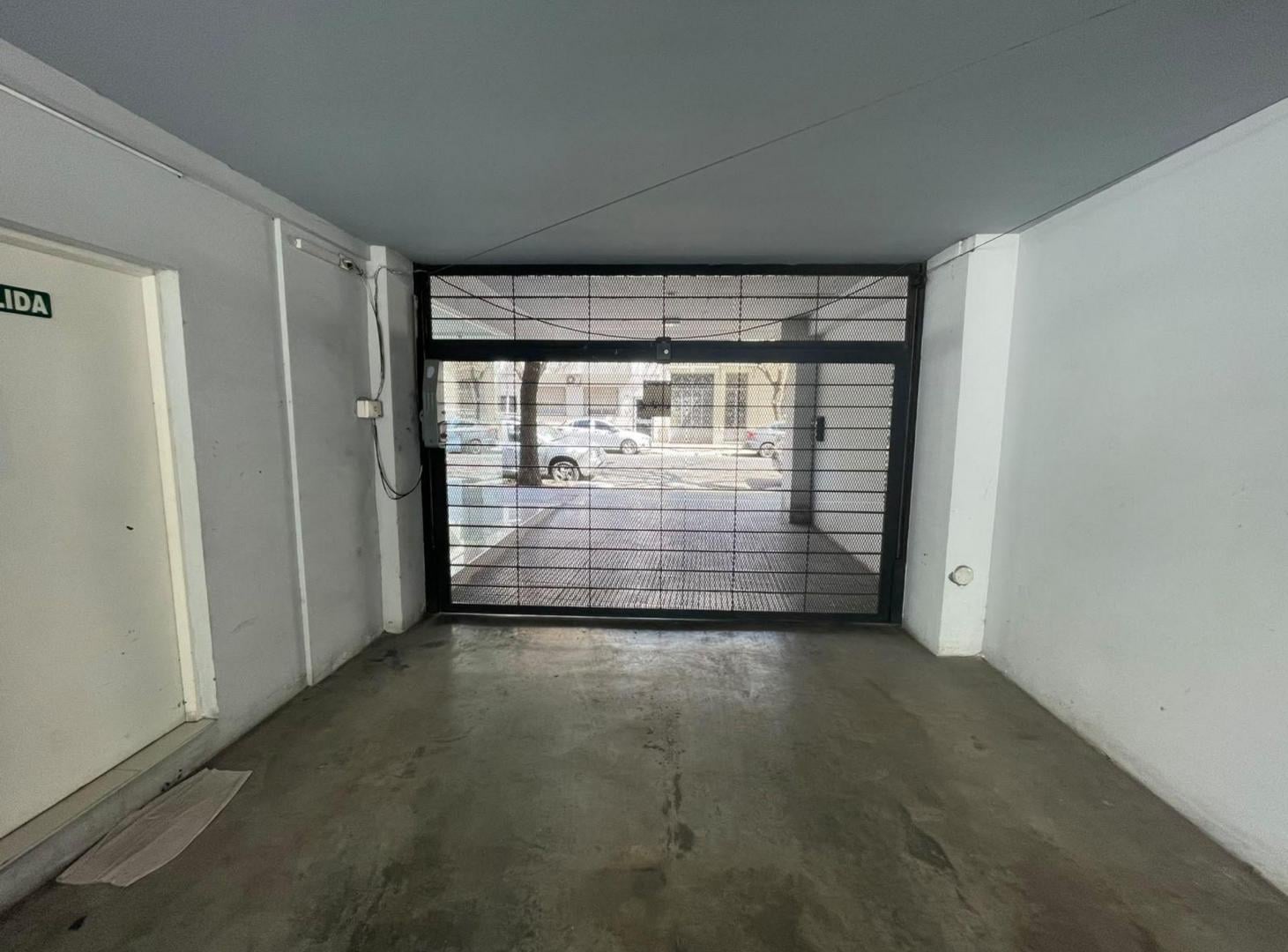 Foto de Venta Cochera cubierta en Caballito, imagen 2