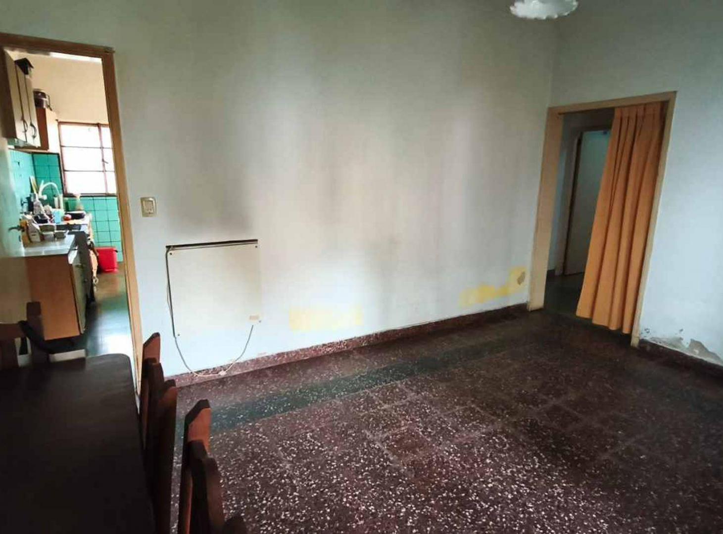 Foto de Casa 4 ambientes, lote 400 m², José C. Paz, imagen 2