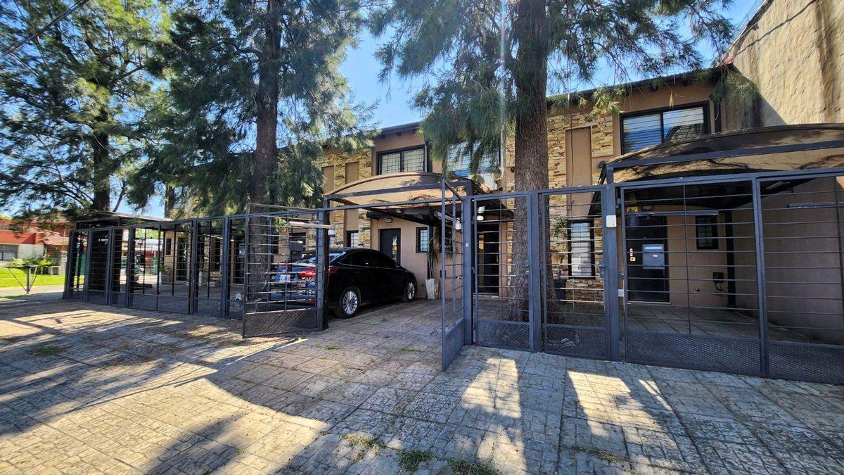 Foto de Duplex 3 ambientes a la venta en Ituzaingó, imagen 1