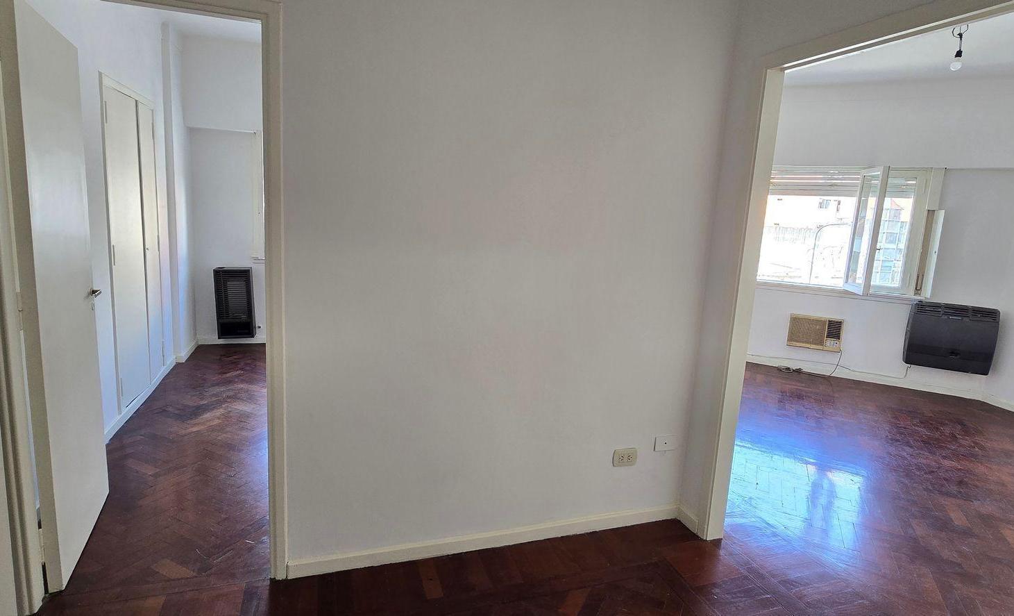 Foto de DEPARTAMENTO 3 AMBIENTES EN VENTA COLEGIALES, imagen 3