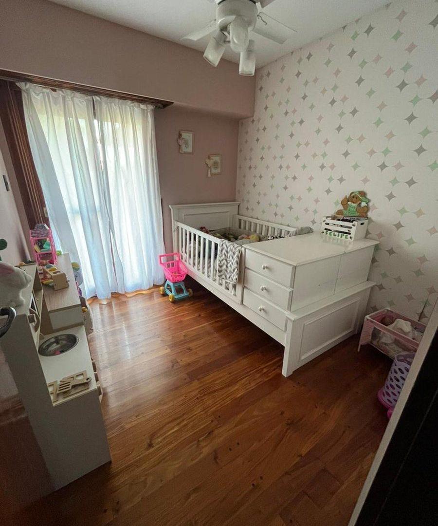 Foto de VENTA CASA 5 AMBIENTES EN LANUS APTA CREDITO, imagen 3