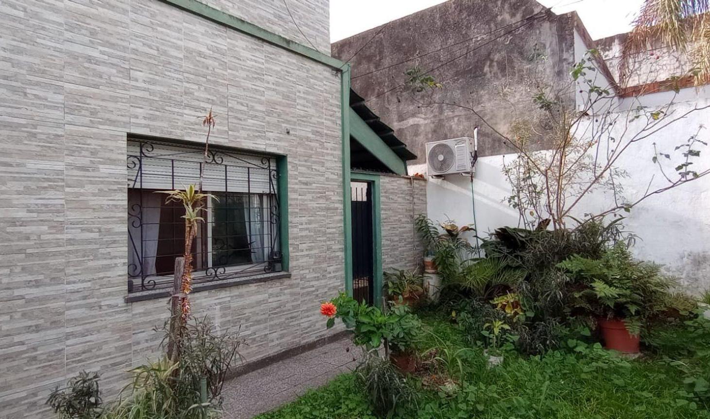 Foto de VENTA CASA LOTE PROPIO VICTORIA, imagen 3