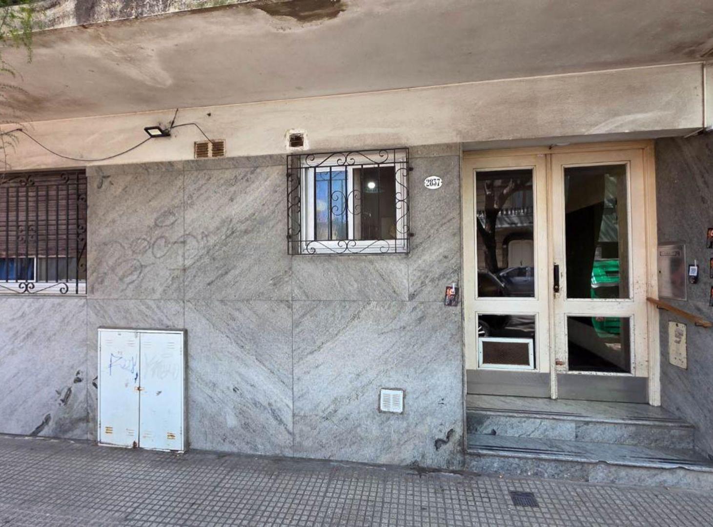 Foto de VENTA COGHLAN DEPARTAMENTO 2 AMB CON PATIO, imagen 2