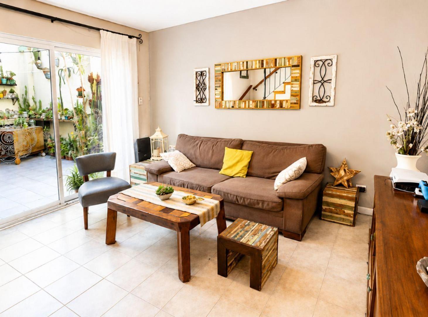 Foto de VENTA PH 3 AMB SAENZ PEÑA PATIO EXCELENTE UBICADO, imagen 4