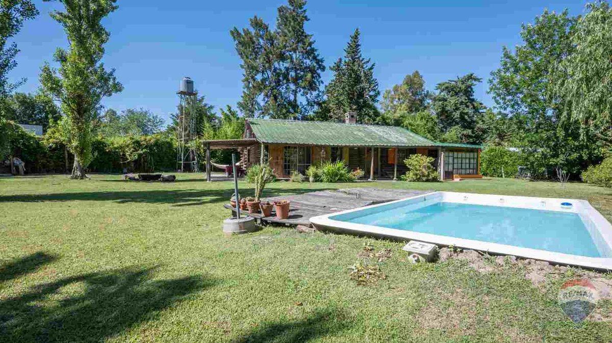 Foto de VENTA Casa en La Bota con gran lote, imagen 1