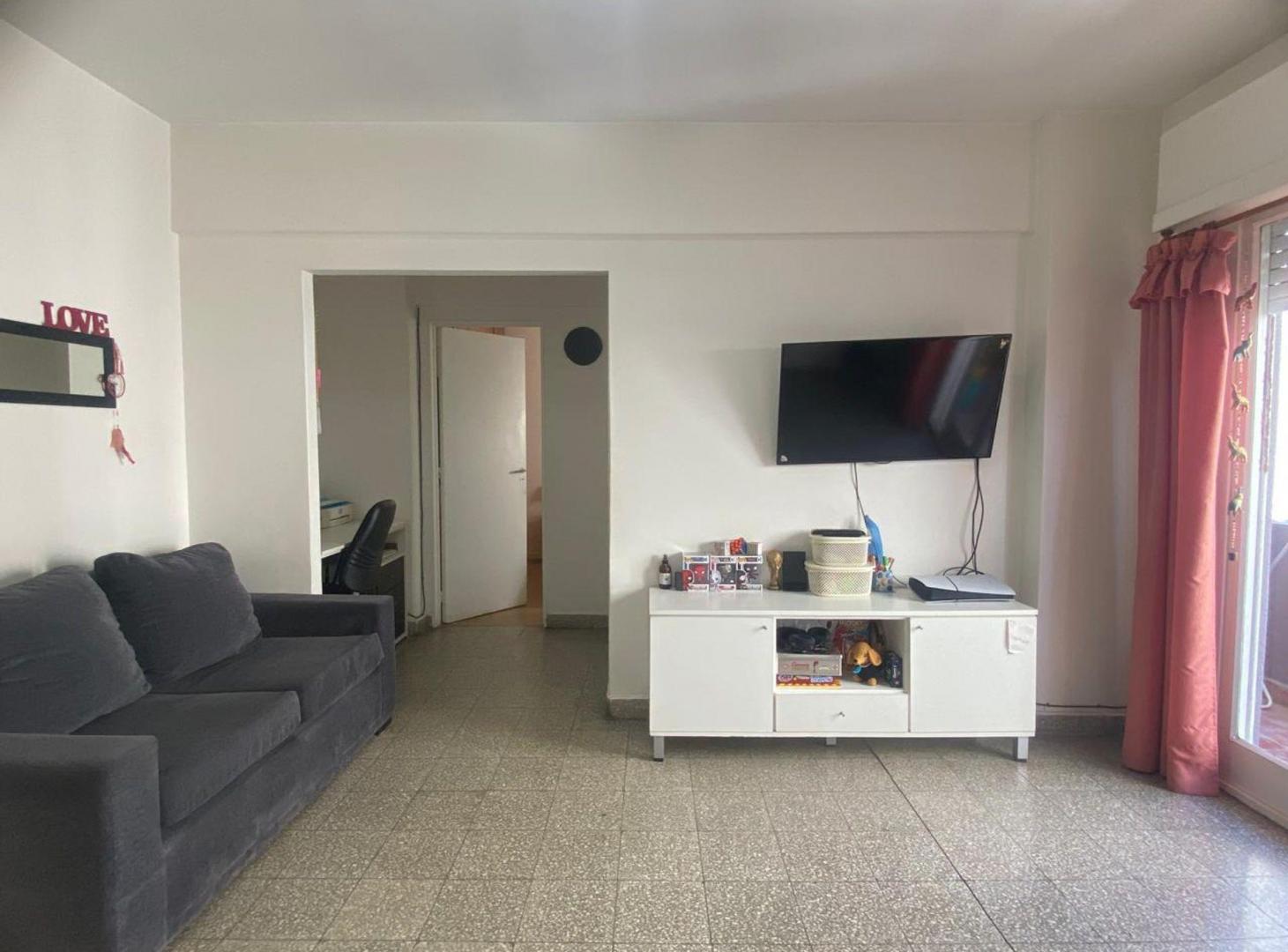 Foto de DEPTO 2 AMB EN VENTA EN VENTA VILLA BALLESTER, imagen 2