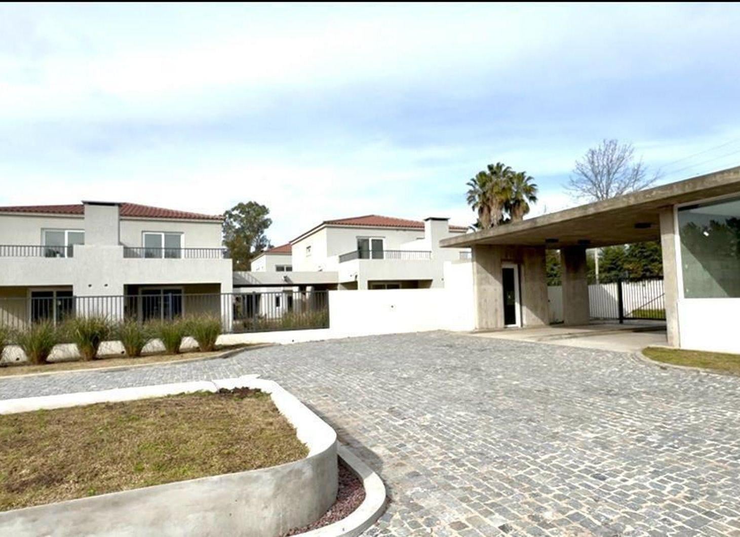 Foto de DEPTO VENTA COCHERA BALCÓN PARRILLA PILAR CHIC, imagen 3