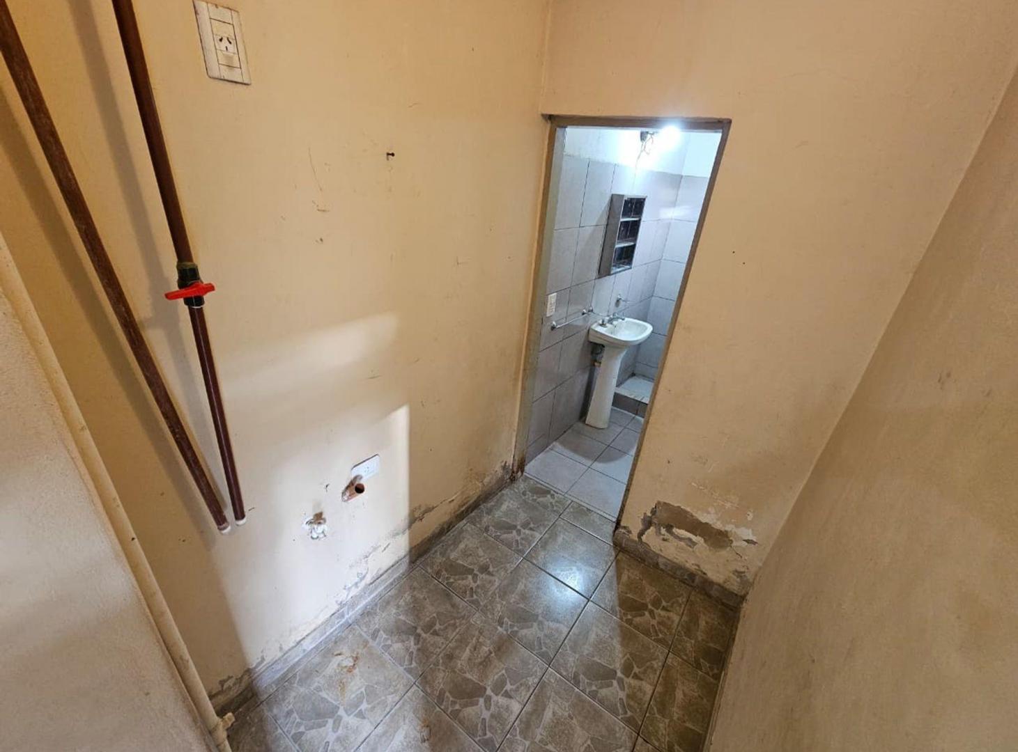 Foto de VENTA Casa multifamiliar IDEAL INVERSIÓN JoséC Paz, imagen 2